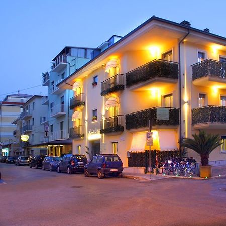 Casa Vacanze Villa Spina San Benedetto del Tronto Room photo